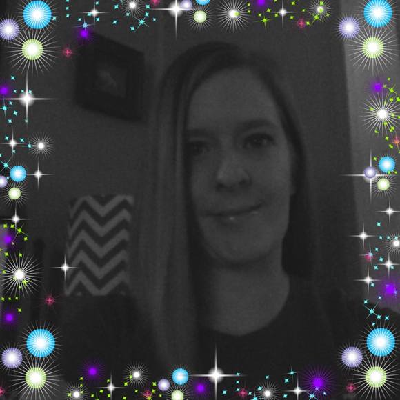 Meet your Posher, Tina - Picture 1 of 1